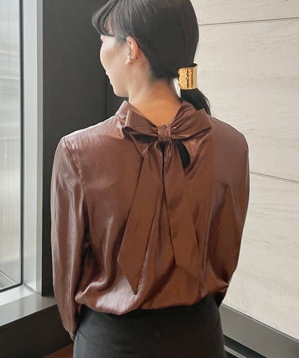 cammyさんの「BEAMS WOMEN｜BEAMS LIGHTS / ツイル ストレッチ フレアパンツ」を使ったコーディネート
