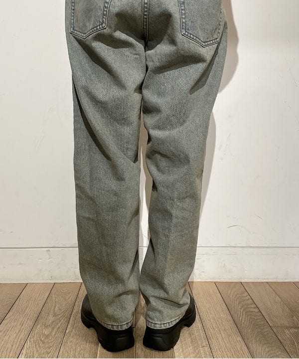 葛岡 七海さんの「BEAMS WOMEN｜ワイド テーパード デニム」を使ったコーディネート