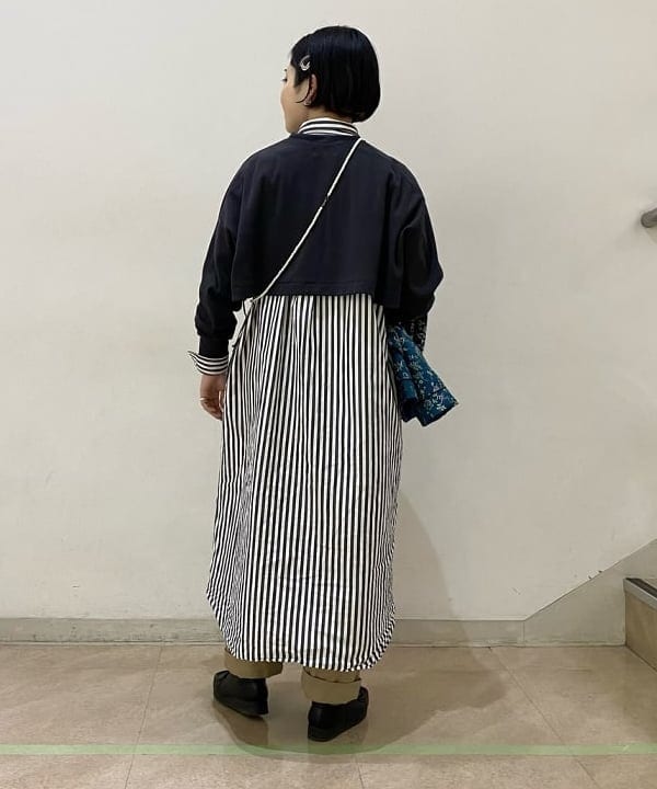 吉野 多恵さんの「BEAMS WOMEN｜【別注】BUZZ RICKSON'S / チノパンツ」を使ったコーディネート