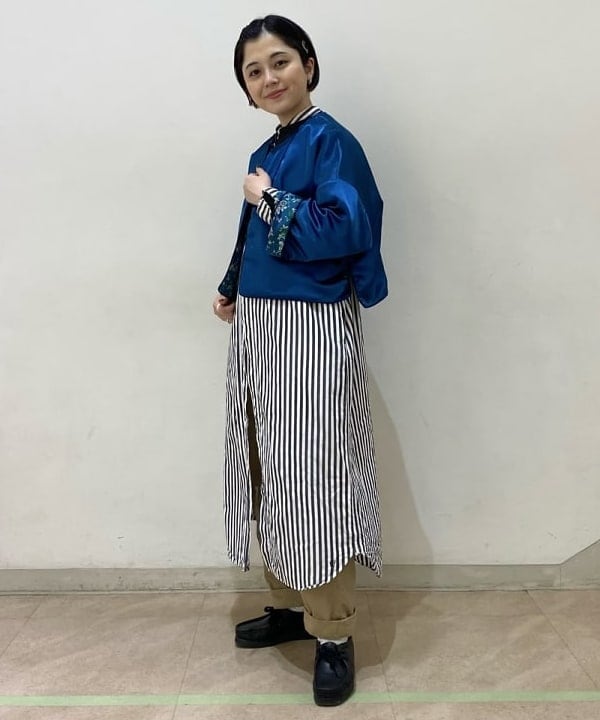 吉野 多恵さんの「BEAMS WOMEN｜【別注】BUZZ RICKSON'S / チノパンツ」を使ったコーディネート