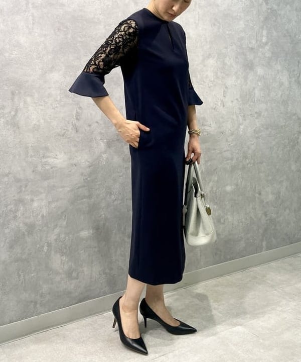 越智 里美さんの「BEAMS WOMEN｜Demi-Luxe BEAMS / ダブルパール イヤリング」を使ったコーディネート