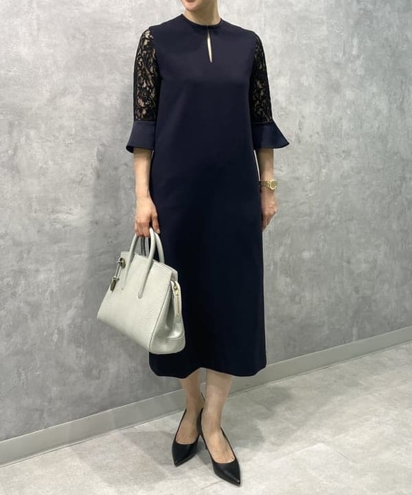 越智 里美さんの「BEAMS WOMEN｜Demi-Luxe BEAMS / ダブルパール イヤリング」を使ったコーディネート