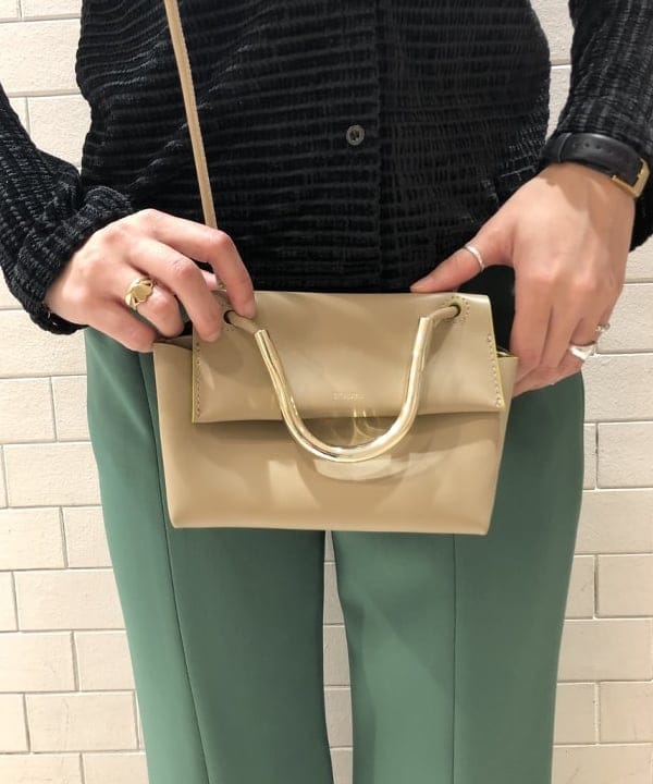 福岡 千晃さんの「BEAMS WOMEN｜」を使ったコーディネート