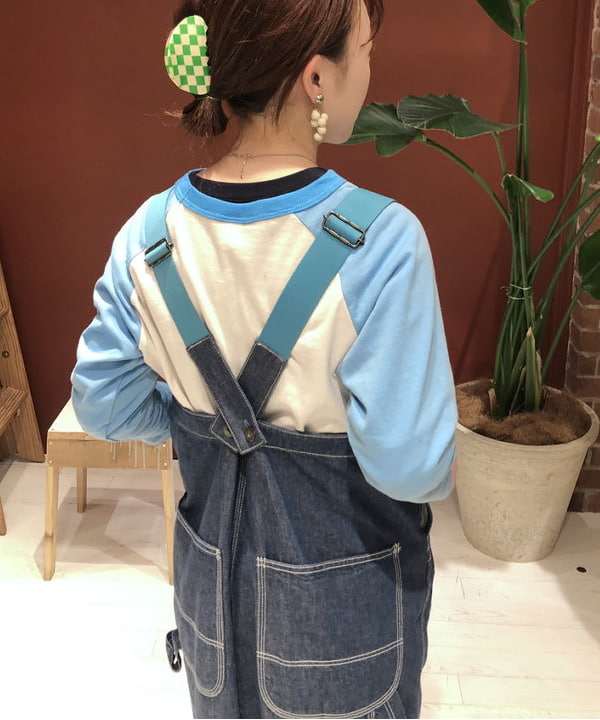 イシイ サオリさんの「BEAMS WOMEN｜BEAMS BOY / アジャスター オーバーオール」を使ったコーディネート