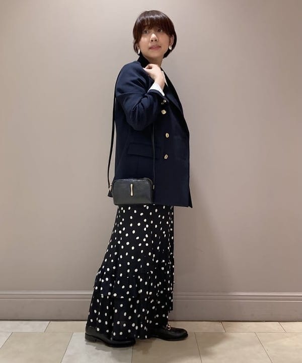 塚越 有紀さんの「BEAMS WOMEN｜PHILIPPE AUDIBERT / TALIA イヤリング」を使ったコーディネート