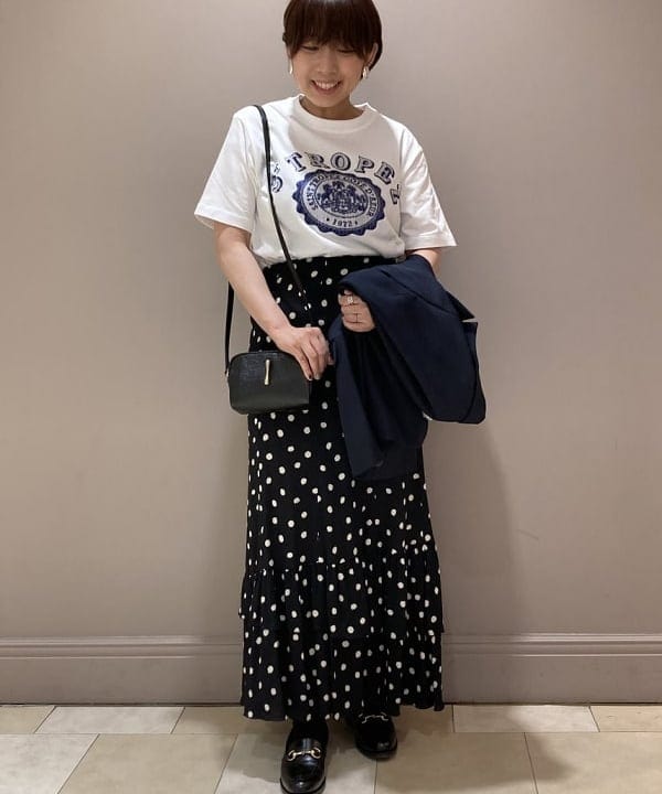 塚越 有紀さんの「BEAMS WOMEN｜PHILIPPE AUDIBERT / TALIA イヤリング」を使ったコーディネート