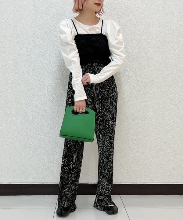 カワグチ シオリさんの「BEAMS WOMEN｜」を使ったコーディネート