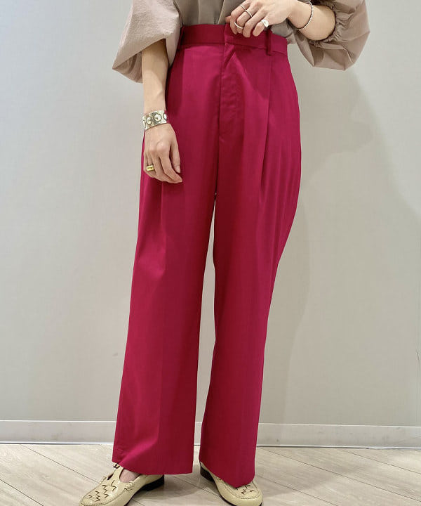 丸山 真菜美さんの「BEAMS WOMEN｜」を使ったコーディネート