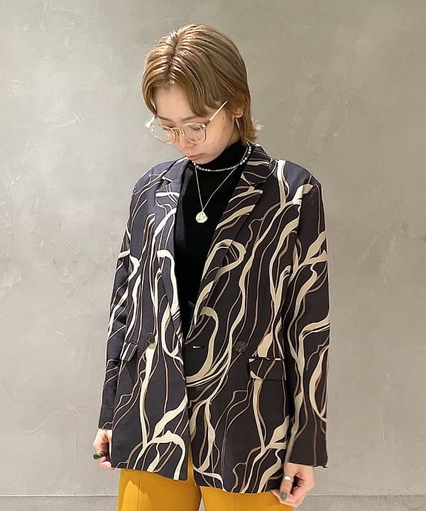 シマダリツコさんの「BEAMS WOMEN｜」を使ったコーディネート