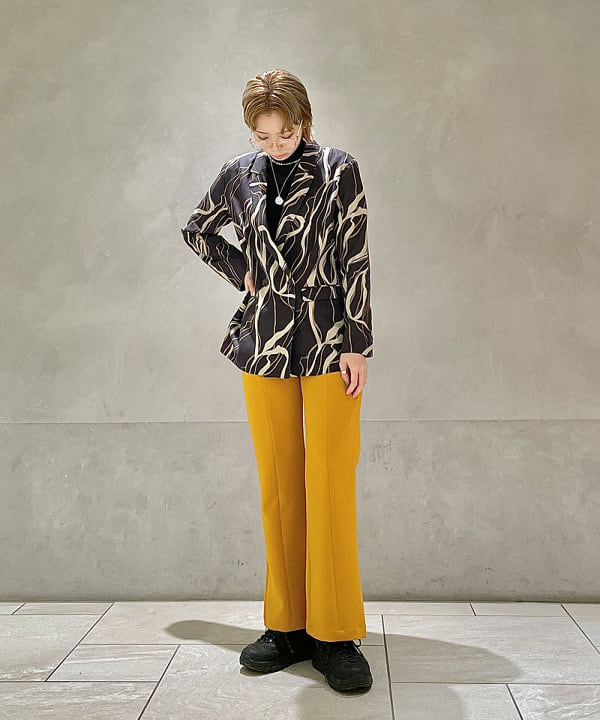 シマダリツコさんの「BEAMS WOMEN｜」を使ったコーディネート