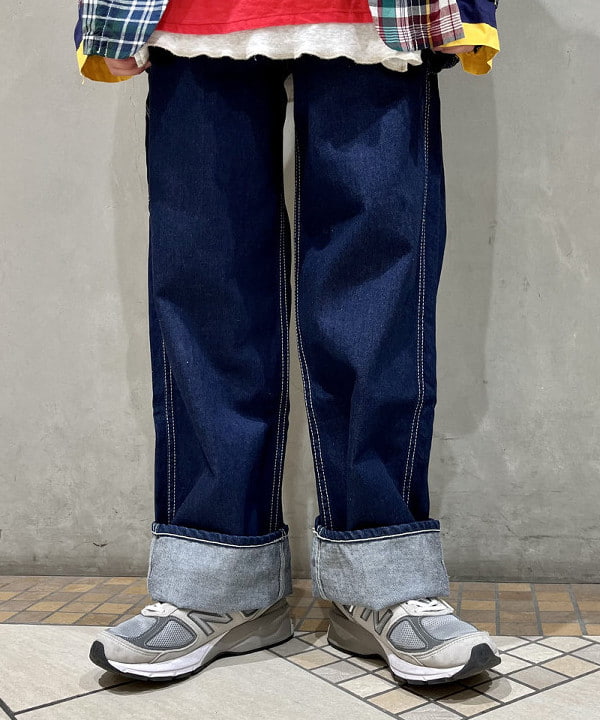 ミナミマリコさんの「BEAMS WOMEN｜12オンス デニム ペインター パンツ」を使ったコーディネート