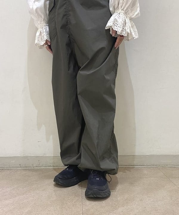 オカモト ミサキさんの「BEAMS WOMEN｜【別注】Healthknit / ワッフル ボーダー Tシャツ」を使ったコーディネート