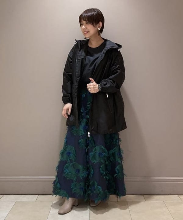 塚越 有紀さんの「BEAMS WOMEN｜EFFE BEAMS / ギャザースリーブ ブラウス▲」を使ったコーディネート