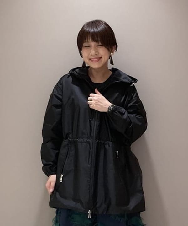塚越 有紀さんの「BEAMS WOMEN｜EFFE BEAMS / ギャザースリーブ ブラウス▲」を使ったコーディネート