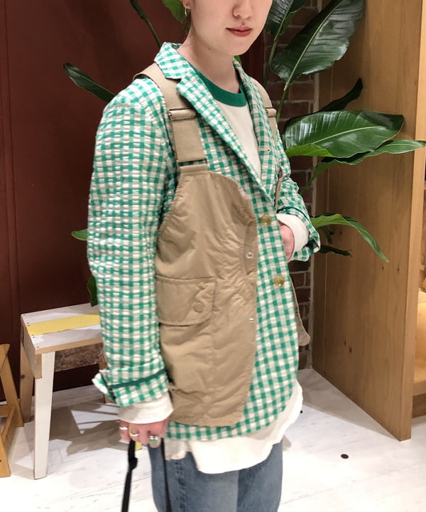 イシイ サオリさんの「BEAMS WOMEN｜BEAMS BOY / ストレッチ サッカー ギンガムチェック 3B ジャケット」を使ったコーディネート