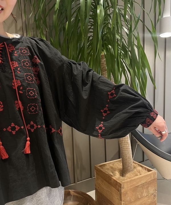 SHINAGAWAさんの「BEAMS WOMEN｜1/2ソリッド リブ ソックス」を使ったコーディネート