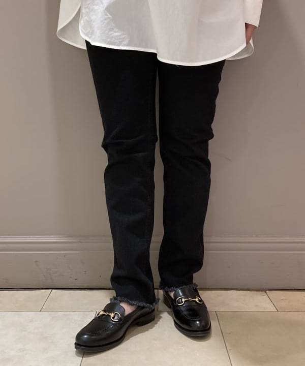 塚越 有紀さんの「BEAMS WOMEN｜Demi-Luxe BEAMS / タイプライター タックプルオーバー」を使ったコーディネート