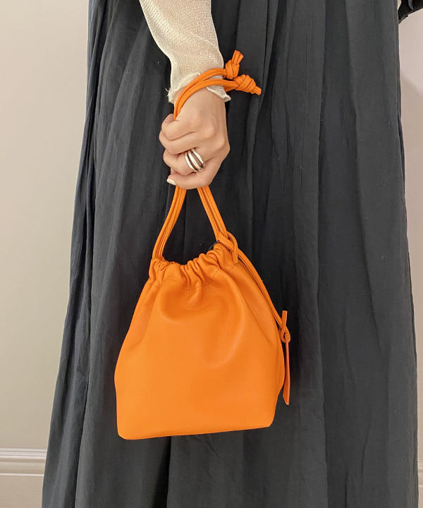 横川 真理奈さんの「BEAMS WOMEN｜」を使ったコーディネート