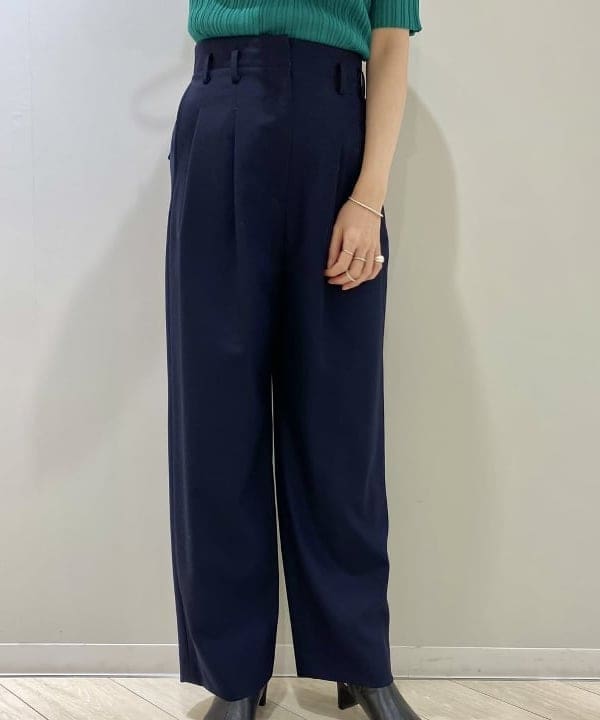 丸山 真菜美さんの「BEAMS WOMEN｜」を使ったコーディネート
