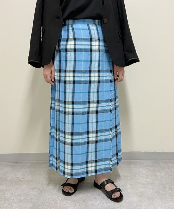もり ともみさんの「BEAMS WOMEN｜」を使ったコーディネート