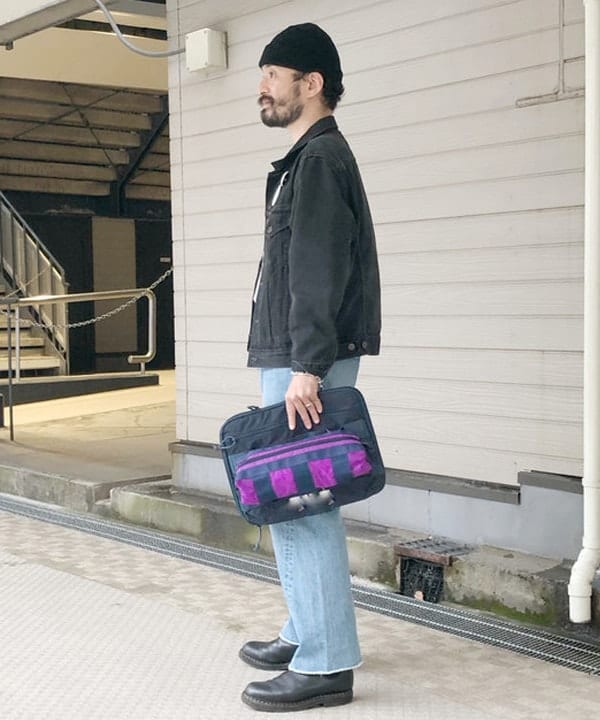 Tsutomu Nagafujiさんの「BEAMS WOMEN｜BRIEFING &times; BEAMS PLUS / 別注 REPORTER 13」を使ったコーディネート