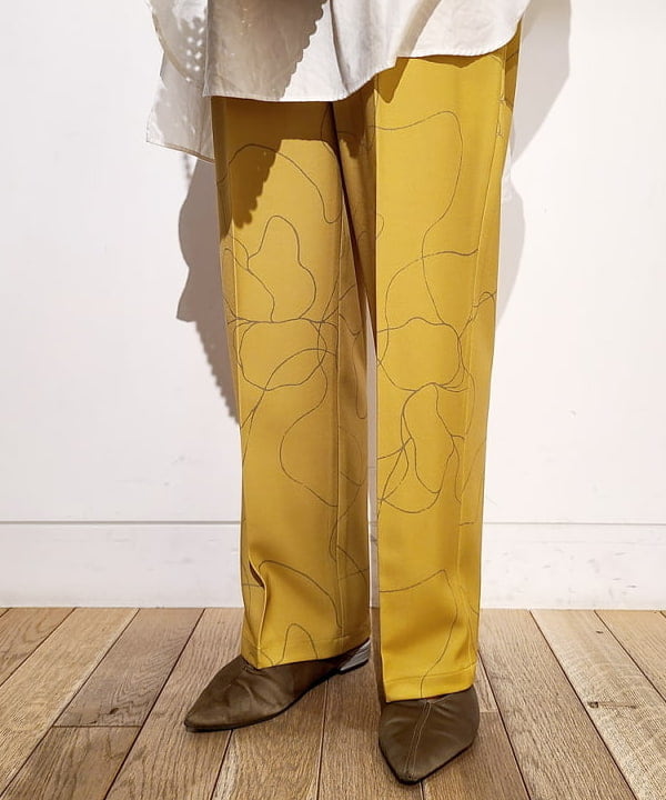 saori KATOさんの「BEAMS WOMEN｜noeyedia / メガネ ”NE-430”」を使ったコーディネート