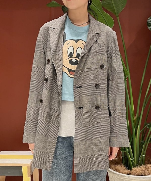 ミナミマリコさんの「BEAMS WOMEN｜BEAMS BOY / ラメ リブ クルー ソックス NEW」を使ったコーディネート
