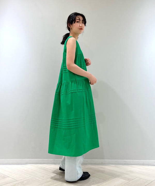 中丸　栞さんの「BEAMS WOMEN｜les bon bon / ソフィーチェーン ネックレス」を使ったコーディネート