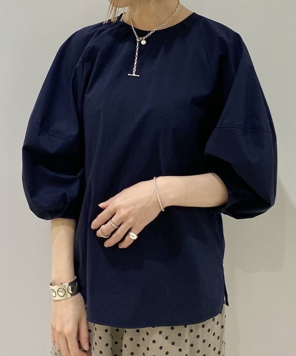 丸山 真菜美さんの「BEAMS WOMEN｜Ray BEAMS / クロス バンド ミュール」を使ったコーディネート