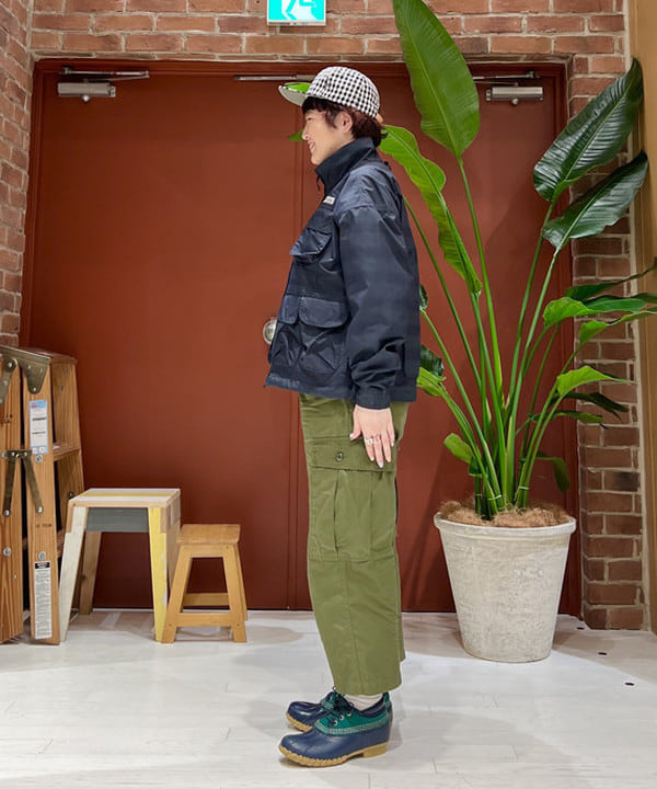 エノモト アミさんの「BEAMS WOMEN｜L.L.Bean × BEAMS PLUS & BEAMS BOY / Deluxe Canvas Gum Shoes」を使ったコーディネート