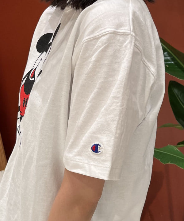 ミナミマリコさんの「BEAMS WOMEN｜Blundstone / LOW CUT」を使ったコーディネート