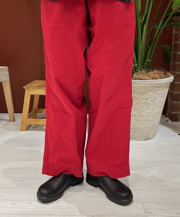 ミナミマリコさんの「BEAMS WOMEN｜Blundstone / LOW CUT」を使ったコーディネート