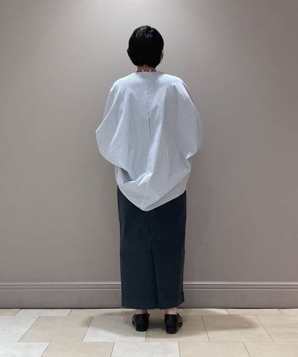 塚越 有紀さんの「BEAMS WOMEN｜Demi-Luxe BEAMS / ストライプ ポンチョ プルオーバー」を使ったコーディネート