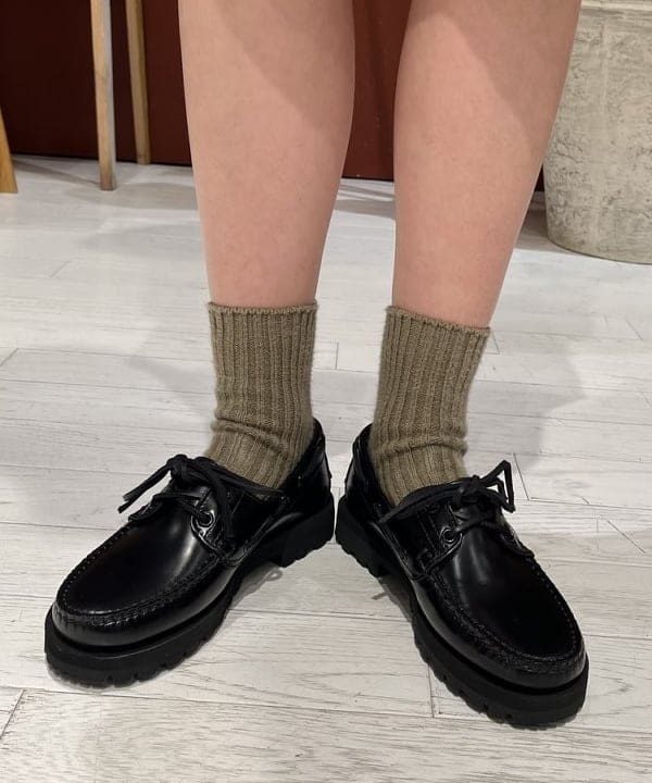 ミナミマリコさんの「BEAMS WOMEN｜FRUIT OF THE LOOM &times; BEAMS BOY / 2PACK TEE」を使ったコーディネート