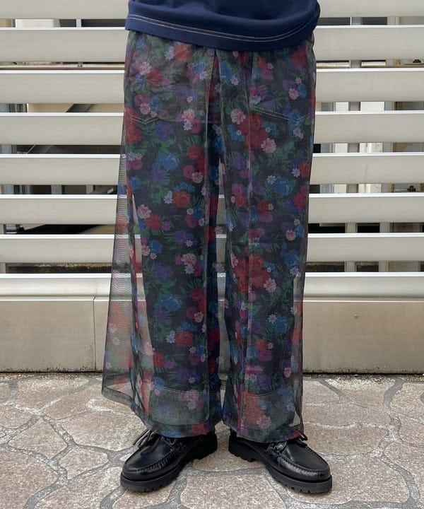 朱華さんの「BEAMS WOMEN｜【別注】BUZZ RICKSON'S / USアーミーDENIM」を使ったコーディネート