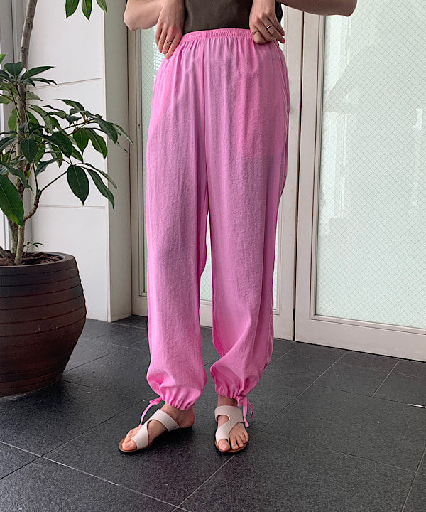 ■専用■美品 デミルクスビームス 2,4万円 小花柄イージーパンツ ピンク Demi-Luxe BEAMS（デミルクス ビームス）【10/23再値下げ