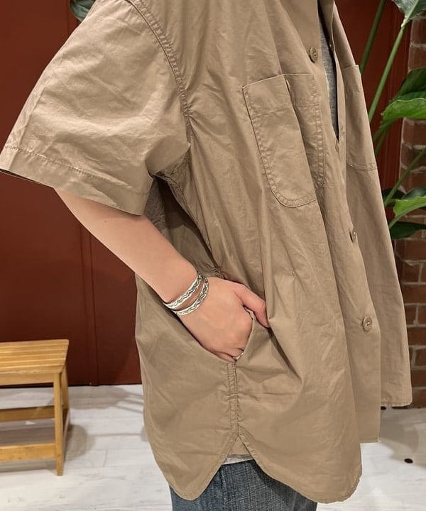 ミナミマリコさんの「BEAMS WOMEN｜WAREHOUSE & CO. / 別注 ステンシル13 Tシャツ」を使ったコーディネート