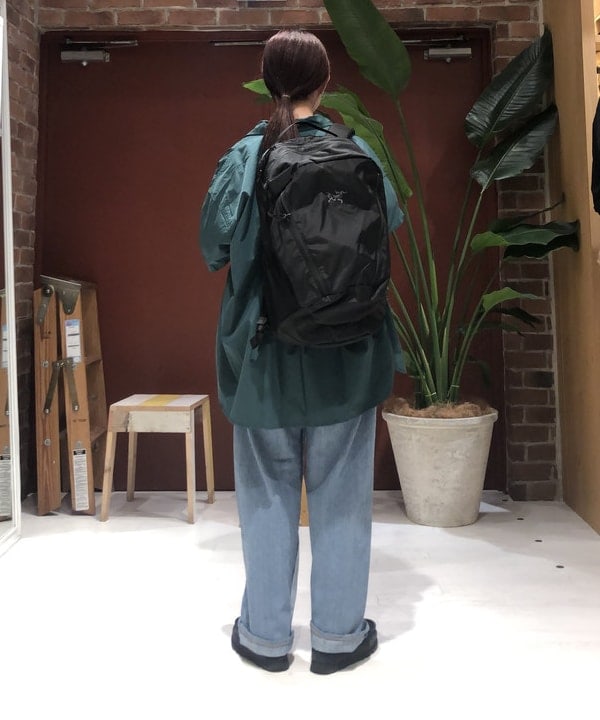 イシイ サオリさんの「BEAMS WOMEN｜」を使ったコーディネート