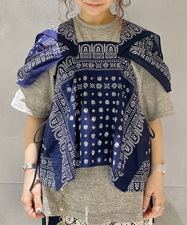 原口 愛さんの「BEAMS WOMEN｜WAREHOUSE & CO. / 別注 ステンシル13 Tシャツ」を使ったコーディネート