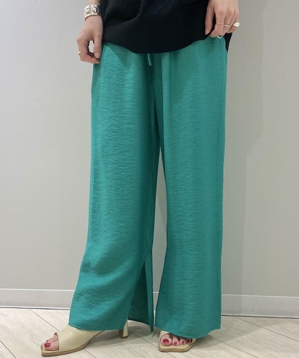 丸山 真菜美さんの「BEAMS WOMEN｜」を使ったコーディネート