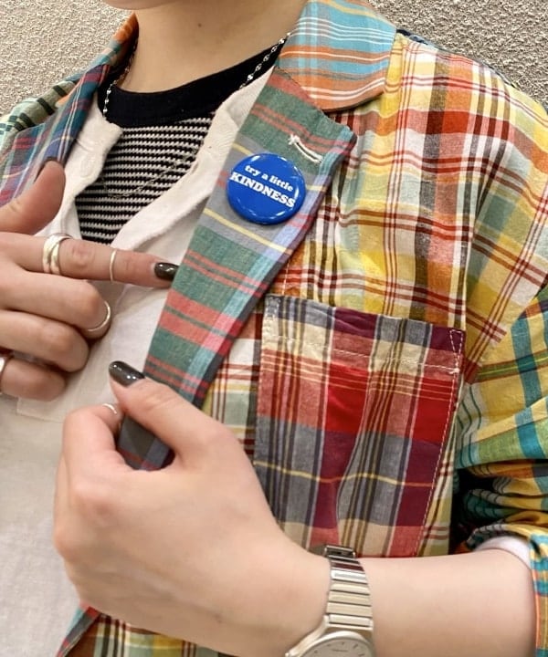 吉野 多恵さんの「BEAMS WOMEN｜BUZZ RICKSON'S &times; BEAMS BOY / チノパンツ」を使ったコーディネート