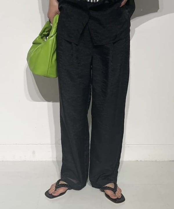 カワグチ シオリさんの「BEAMS WOMEN｜」を使ったコーディネート