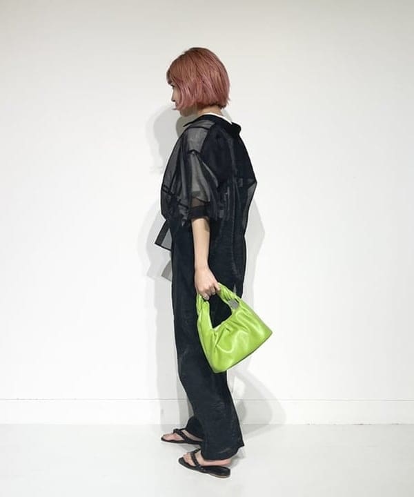 カワグチ シオリさんの「BEAMS WOMEN｜」を使ったコーディネート