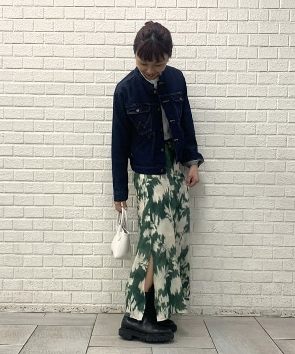 内山 瑛美さんの「BEAMS WOMEN｜」を使ったコーディネート