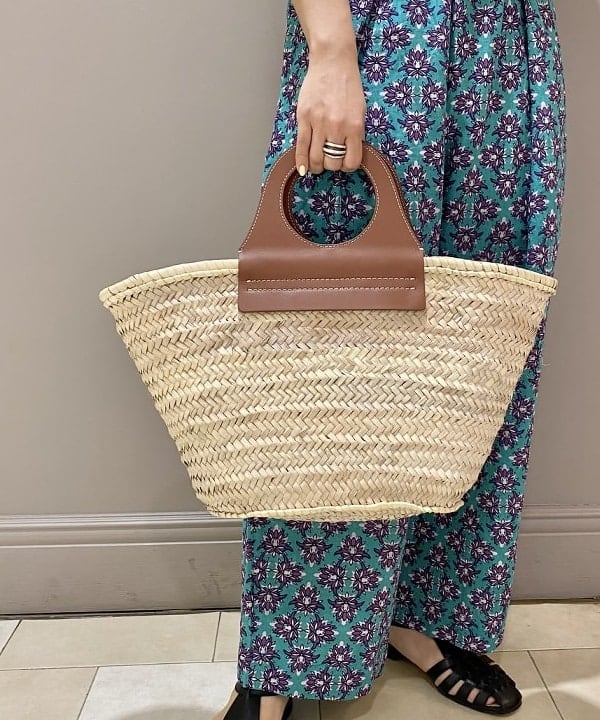 横川 真理奈さんの「BEAMS WOMEN｜」を使ったコーディネート