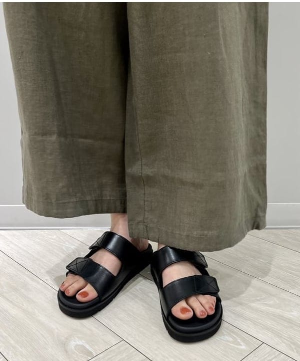 中丸　栞さんの「BEAMS WOMEN｜SLOANE / コットン天竺  Tシャツ」を使ったコーディネート