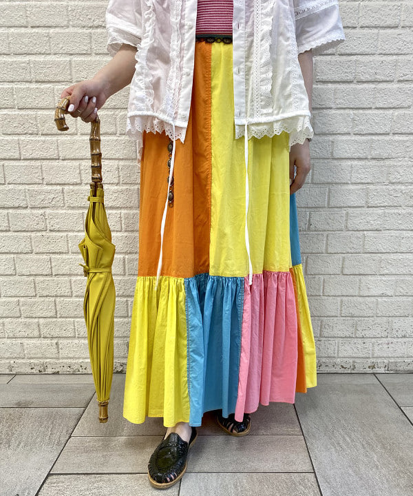 吉野 多恵さんの「BEAMS WOMEN｜Dicesare Designs / Kabocha傘」を使ったコーディネート