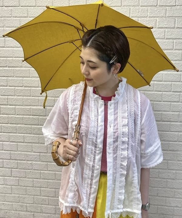 吉野 多恵さんの「BEAMS WOMEN｜Dicesare Designs / Kabocha傘」を使ったコーディネート