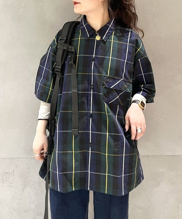 カスタニ モモノさんの「BEAMS WOMEN｜12オンス デニム ペインター パンツ」を使ったコーディネート