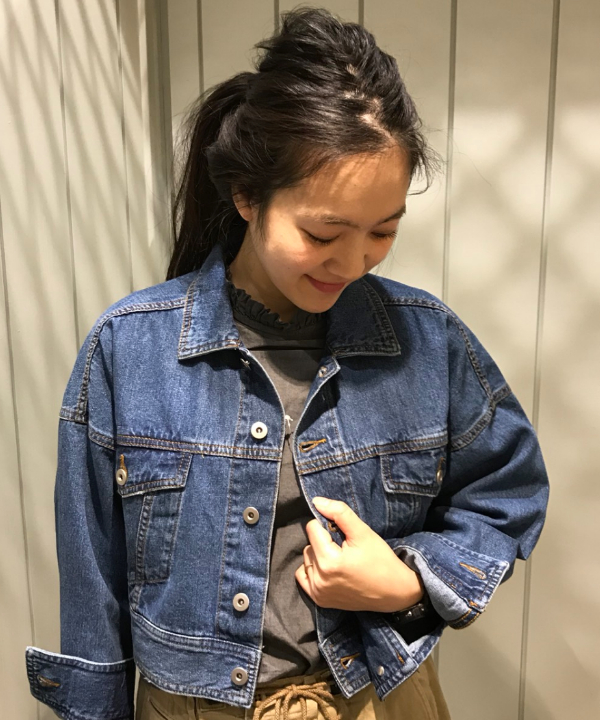岡 弥生さんの「BEAMS WOMEN｜」を使ったコーディネート